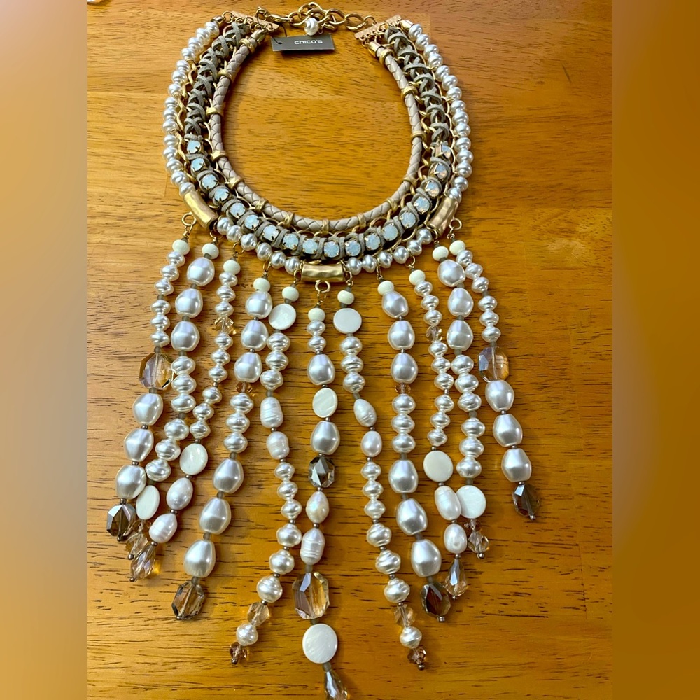 NWT Chicos Waikiki opal and pearl bib necklace - Picture 2 of 4